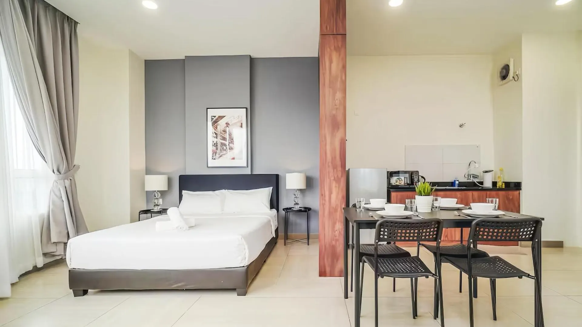 The Octagon Ipoh Apartment 0*,