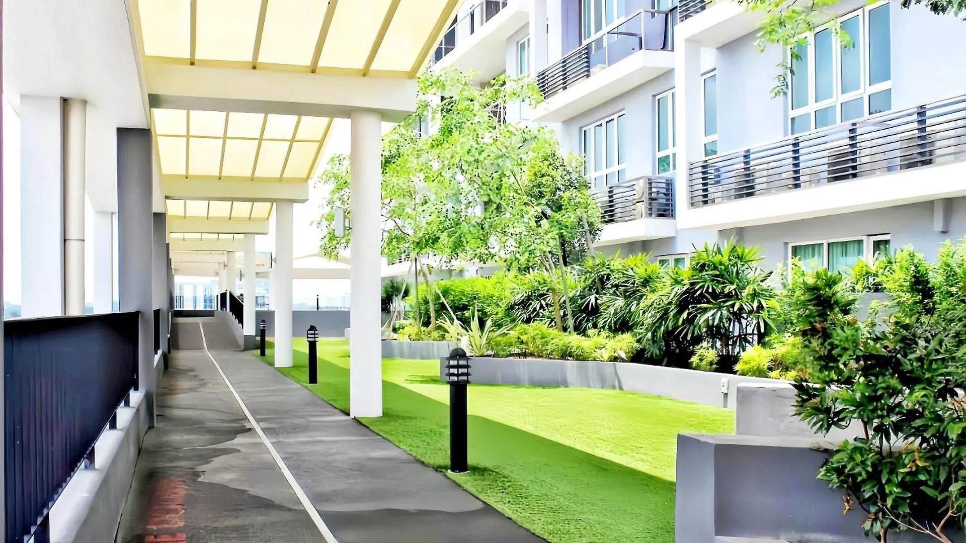 The Octagon Ipoh Apartment 0*,  Malaysia