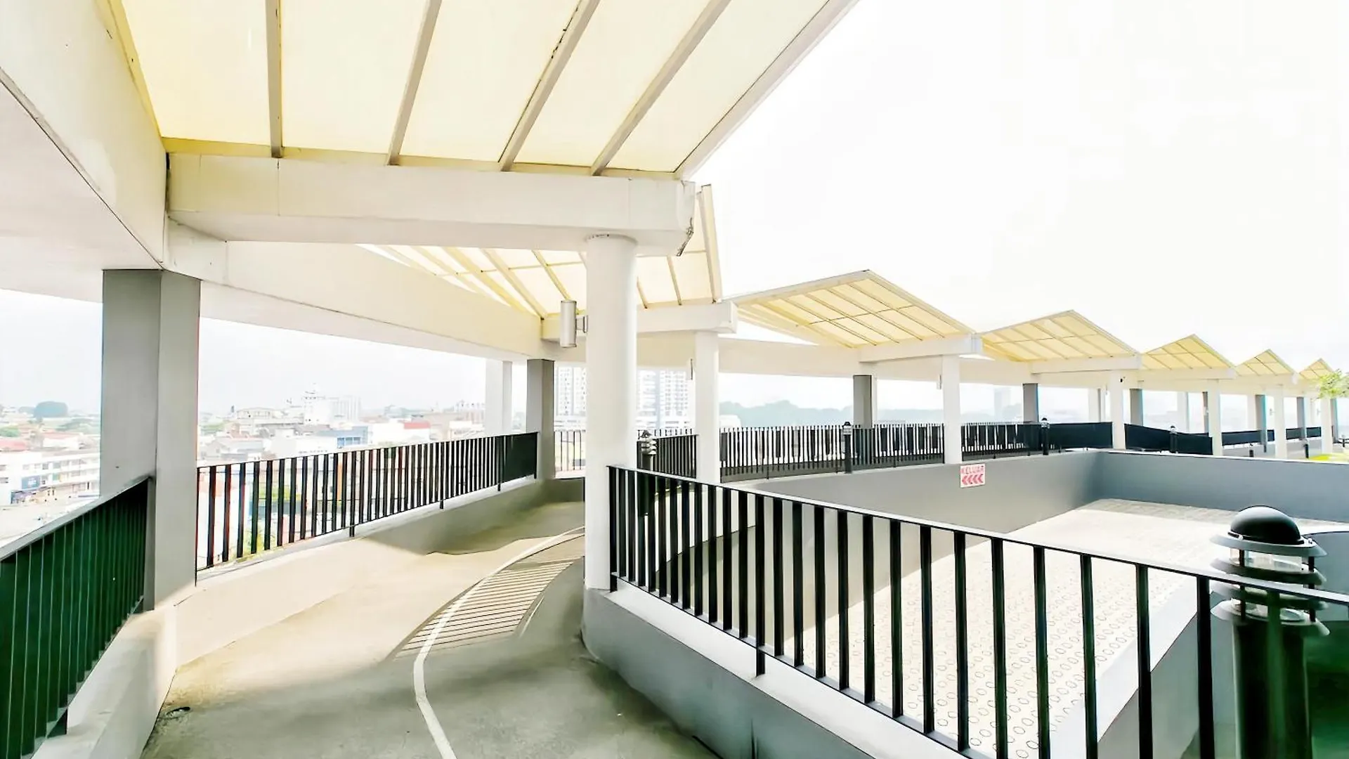 The Octagon Ipoh Apartment 0*,